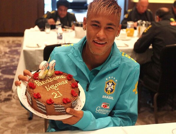 p_nera's tweet image. Hoje é o aniversário do nosso craque Neymar! O Pnera.com deseja muita felicidade! @Njr92 (Foto Mowa Press)