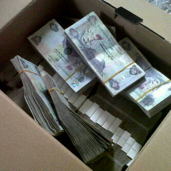 عليك بعافية حلالك يا زين تستاهل اكثر منها