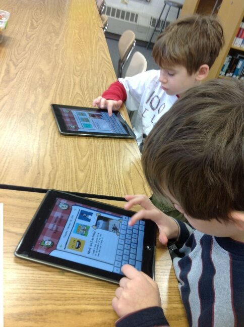 lhesterman's tweet photo. @smeech First time working on Kids Journal! http://t.co/icqiLPxv