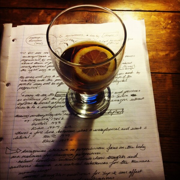 MemmiR's tweet image. Celebrating. #dissertationmilestone