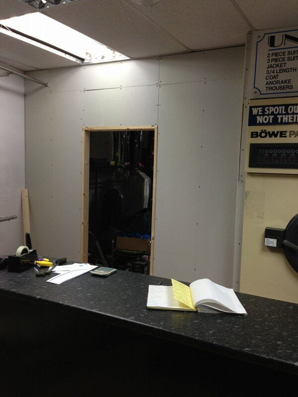 Unique_dryclean's tweet photo. Getting things done fast! http://t.co/Y7SZxdee