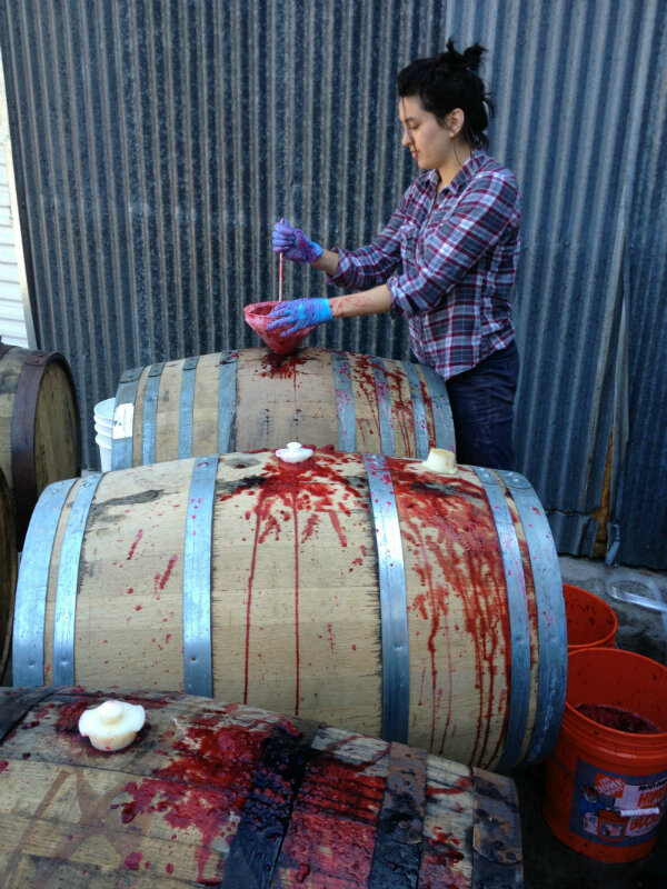 Looking fwd to that btl release! <a href="/jesterkingbeer/">Jester King Brewery</a>: Adding raspberries to oak barrels w/ wild beer. jesterkingbrewery.com/raspberries-in…