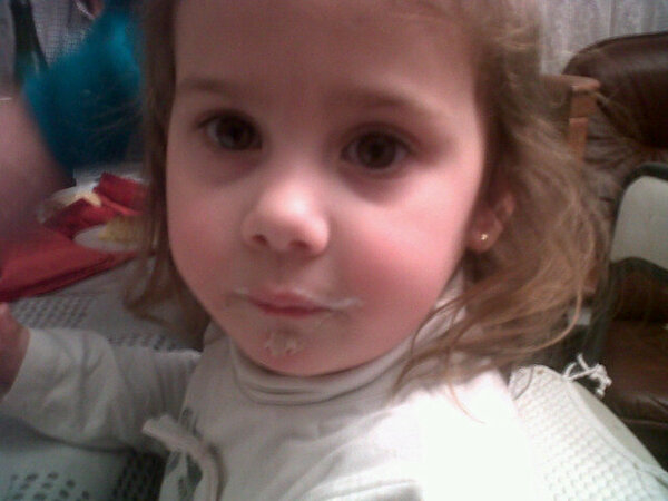 sofioros's tweet photo. @MariaOR4 consecuencias que trae perder las cucharas... Jajaja http://t.co/2ZVIOFTi