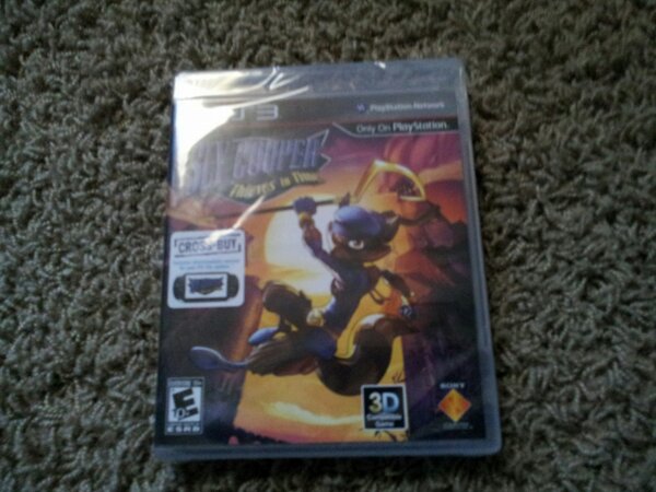 jakemudd45's tweet image. Finally after 7 long years it's mine #SlyCooper #ThievesInTime