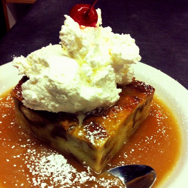UnionGrillUtah's tweet photo. Picture-perfect #breadpudding crafted by Brittany. #yum http://t.co/3QA15NmM