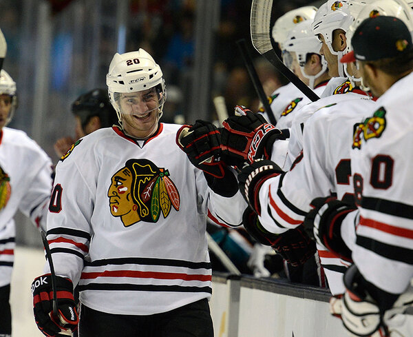 NHLBlackhawks tweet picture
