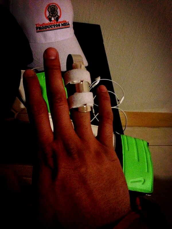 “<a href="/javimezac/">Javier Meza</a>: Two advils taken and some naproxeno applied, ” / Bien jugado hoy! A cuidar ese dedo ⚾