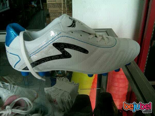 FSsportStore's tweet photo. Specs El Loco http://t.co/ozaWqbgP