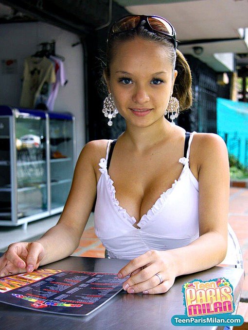 Burger time! Directly from http://t.co/bmQBNdvm? http://t.co/kPBCwED5