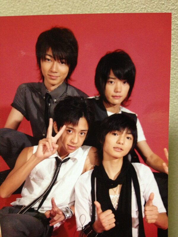 ๑ D ๑ Kyon ジャニグッズ売りたいなぁ 03年ほどからの雑誌もある 今思うと玉森のファンレの返信神だな 薮宏太 八乙女光 鮎川太陽 山下翔央 ジャニーズ Http T Co Dwevwxmi Twitter
