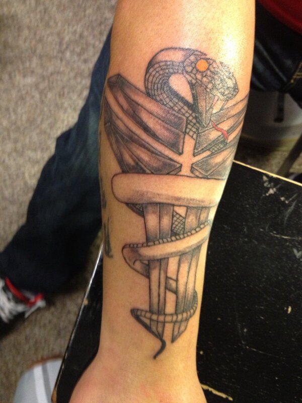 24venom's tweet photo. @kobebryant my mamba tatt http://t.co/SGxhD8Ov