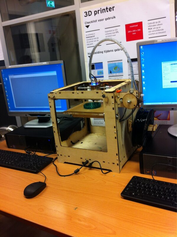 #vnovrouw 3D printer op moeder dochtermiddag, technieksafari