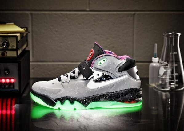 KIN713's tweet image. Nike Area 72 #ASG13 #Futur