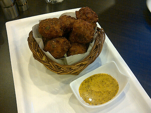 kaniskac's tweet image. Lote macher bora. Lovely. Light. Lusciously fishy. #FishFish