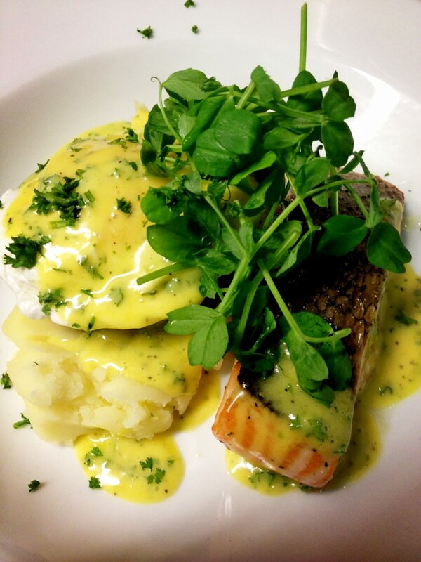 KingsWark's tweet photo. Just sold the last one! Organic farmed salmon, black pud, poached egg, hollandaise + pea shoots! http://t.co/uvgeMtpI