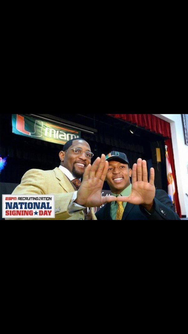 MrDerivatives's tweet photo. Not our best signing day but Im happy we can finally put the NCAA in our rear view soon. #Canes #Miami http://t.co/k3XOZCR1