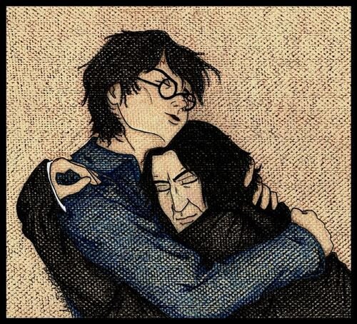 fuckyeahsnarry's tweet photo. I can totally see Sev depending on Harry even though people think it's the other way around.
#protectiveharry #snarry http://t.co/0f6lcoJR