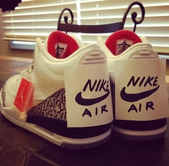 23penny1's tweet photo. “@tlr926: "@DEE2Y: 😭 http://t.co/PAR7rsVY" @23penny1” swag.