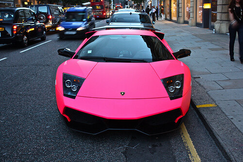 TienerStrips's tweet image. Meiden.. retweet als je deze auto wilt hebben -
