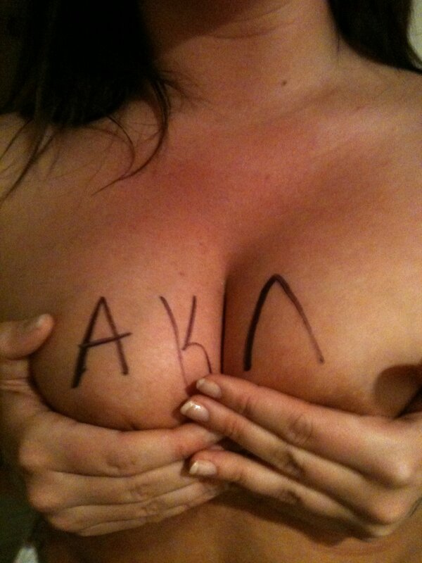 MoStateBoobs's tweet photo. Just recieved two submissions! 10 favorites on this picture and we'll post the second submission! #AΚΛ #MoStateBoobs http://t.co/n1c5j2RJ