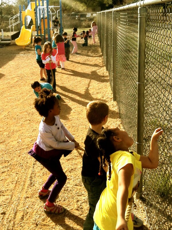 BrittanyP_14's tweet photo. I'm playing tug-a-war by myself against all of them http://t.co/scqwJnJ8
