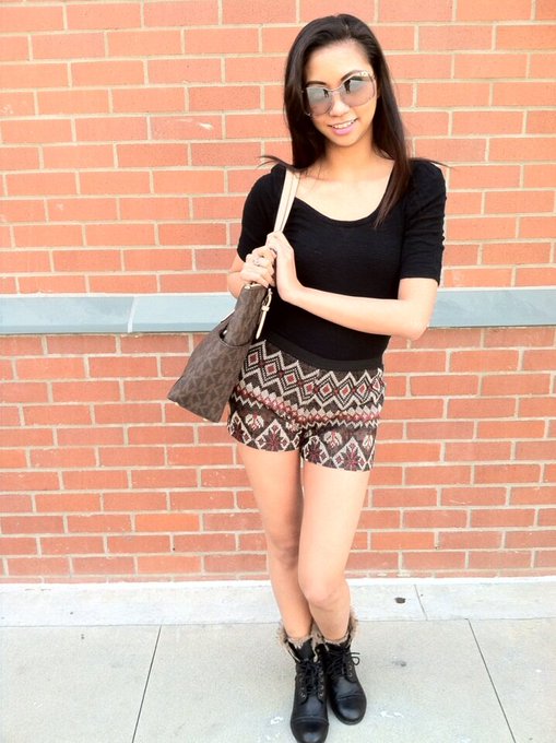 Aztec print shorts 💖 http://t.co/5ush59JD<a href="/tag/tbt"class="tags"><span>#tbt</span></a>