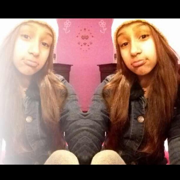 AndrelisV's tweet photo. Right now, bored as fuck http://t.co/FCNMillZ