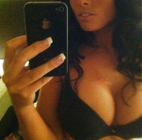 olemissboobs's tweet photo. I knew the Nkendiche brothers would get us some submissions #HottyToddy #olemissboobs #Boobment http://t.co/uVTeGDyv