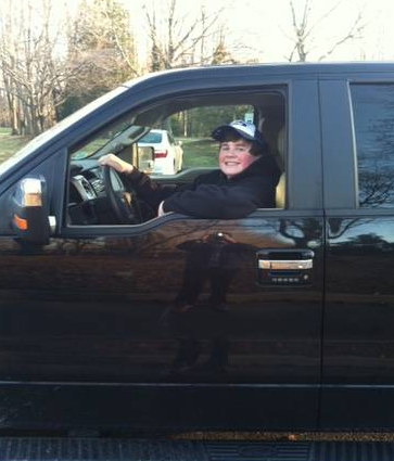 NJCountryMusic's tweet photo. @leebrice teaching my son to drive in #mytruck @FordTrucks F-150 #makingmemories http://t.co/kOdsBYng