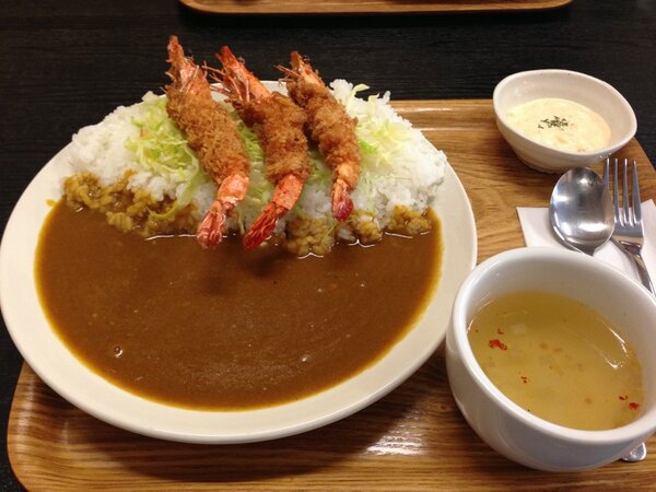 veryrice's tweet photo. 美味しかったですー^_^  @shigaraki_hiro: |ω･)ﾁﾗ RT @veryrice: ハバネラでエビフライカレーなうー http://t.co/DhUzxyfN