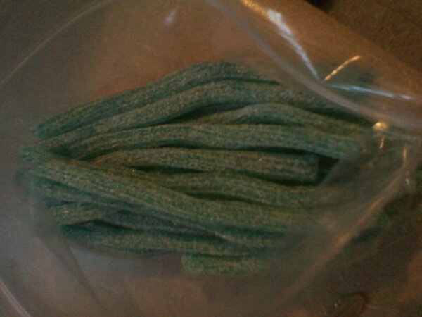 BrazilIsland's tweet photo. These sour power straws doe.... http://t.co/IXJwkKow