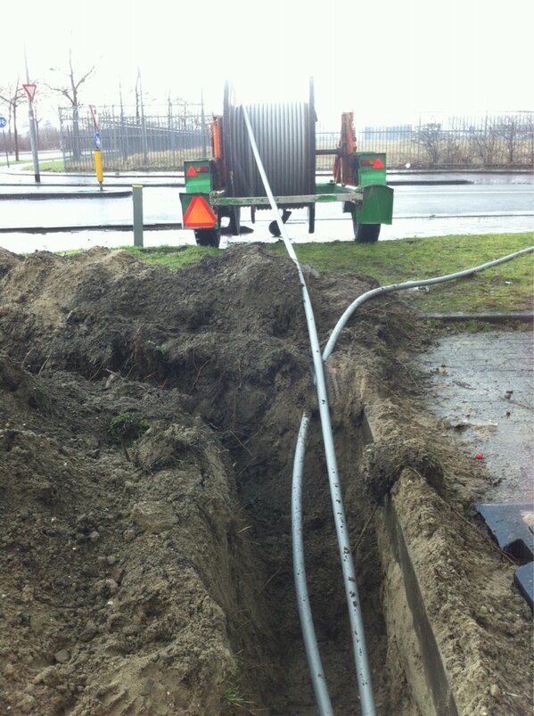 Easypers's tweet image. Na 5 maanden is het zover onze nieuwe   Stroom kabels hè hè duur ook even maar dan heb je ook wat