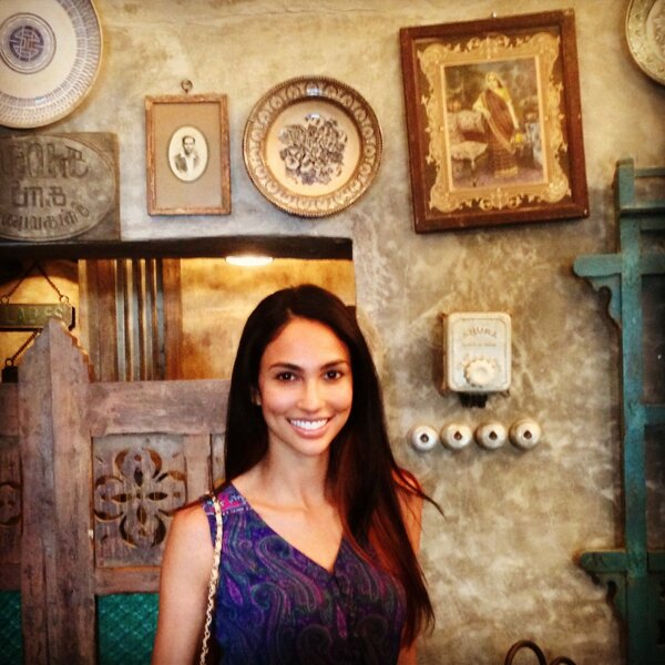 PriyaEmmanuel1's tweet photo. The most quaint eat &amp; drink spot in Bandra! Gotta go back soon.... http://t.co/dz5bSIVy