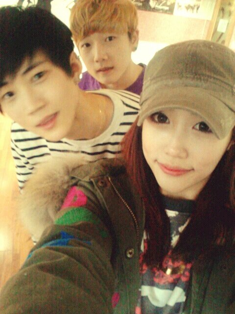 rilaccoco_'s tweet photo. @SnoopySwaggy @JIRO_FF my brothers! http://t.co/Wn4lsWHc