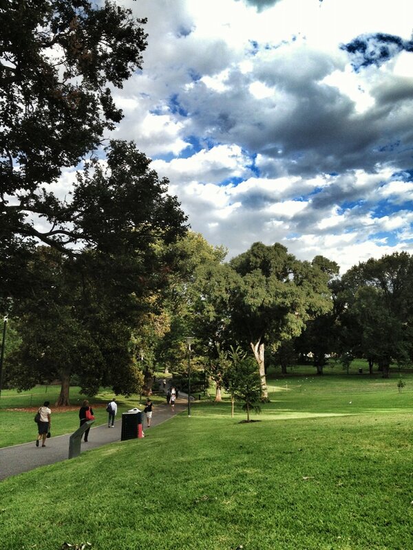 hazel_melbourne's tweet image. Melbourne city。by snapseed。