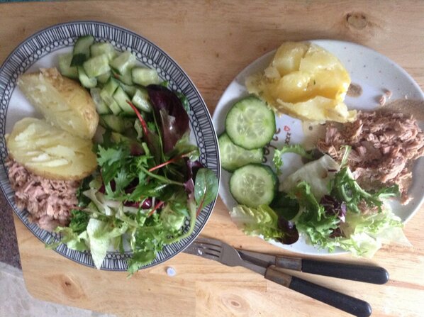 bethankelly88's tweet image. Healthy lunch with my lil lady today :) xx #thinkslim