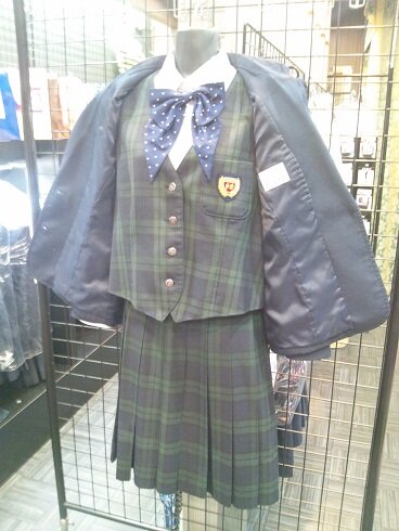 Khidfhfhdfh בטוויטר 宮崎県 鵬翔高校 制服 フルセット入荷致しました Akbのまゆゆが着た制服でサッカー部が全国大会で優勝したことでも話題になった高校です 滅多に出回らない貴重な品かと思いますので Http T Co Ny8kccqt Http T Co Nywznqgv Mi
