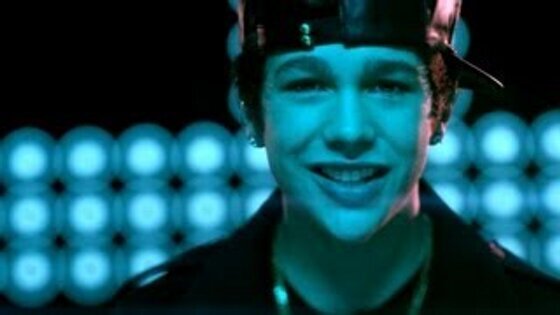 ByAustinMahone's tweet photo. #SYJAFVIDEO http://t.co/CEE6vk5y