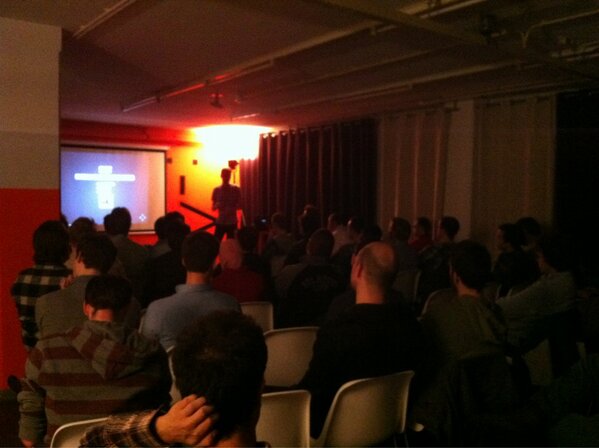 dimitrar's tweet photo. Our Sjoerd (@frontendless) on stage at #nlhug to talk about @stormprocessor http://t.co/PYn7MoIE