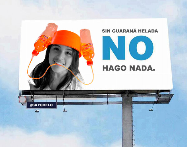 SkyChelo's tweet photo. #SoyÚnica porque la inspiración llega con una @guaranabackus y me pongo a hacer locuras como la de la foto :D http://t.co/vprqKsPy