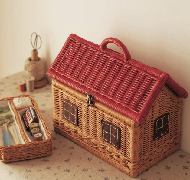 Twitter 上的 ベルメゾン 公式 2月8日は針供養の日 裁縫の上達を願う行事です 赤い屋根がかわいい裁縫箱 お家型裁縫バスケット Http T Co Mrzh2te8 お裁縫が楽しくなりそうです えみ Http T Co Tjhni6un Twitter Twitter 上的 ベルメゾン 公式 2月8日は針供養の日 裁縫の上達を願う行事です 赤い屋根がかわいい裁縫箱 お家型裁縫バスケット Http T Co Mrzh2te8 お裁縫が楽しくなりそうです えみ Http T Co Tjhni6un Twitter