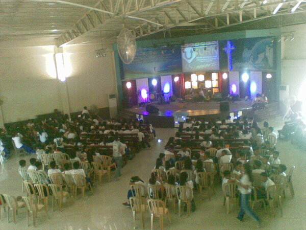 jordanescusa's tweet image. WILL BE SPEAKIN 2 THE BENJAMIN H.S. 7TH GRADERS AT THEIR RETREAT HERE AT CHURCH ;) #uturn #usemeLord