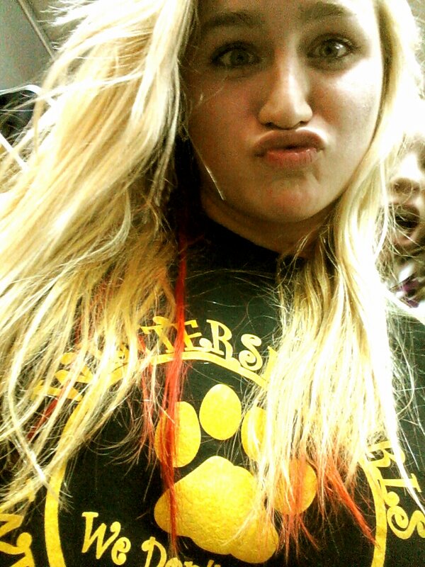 Mel_Pell's tweet image. #RedTips #RedStrip