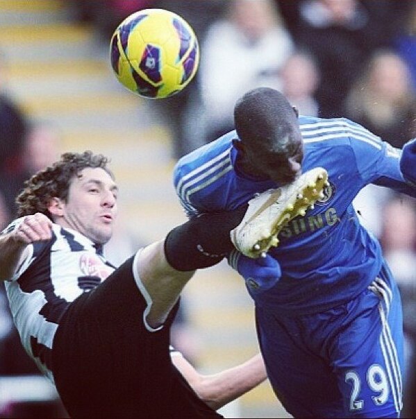 raeofsunshinexx's tweet image. Ouch #betrayal #hurtslikeabitch #dontitba