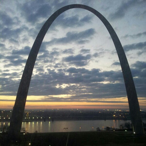 St. Louis on business. Saaranin at dawn from the hotel window.