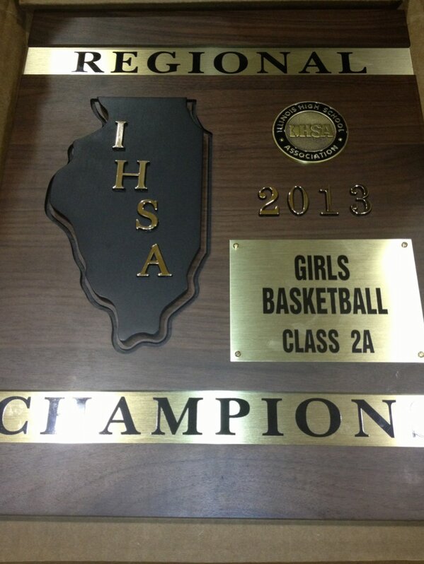collinshoops's tweet photo. Just in case you didn't get the memo. It's official #CALadyhoops are IHSA 2A Regional Champs! http://t.co/NTFiYsfF