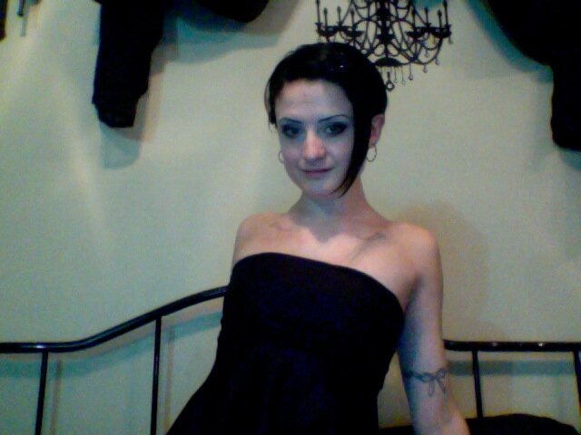 I'll be live in a few min! http://t.co/z2bb4SFi http://t.co/B62Hvw64