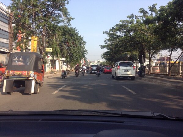 WLL_Dist's tweet photo. @lewatmana lalin depan indosiar ramai lancar http://t.co/UsSiEVvc