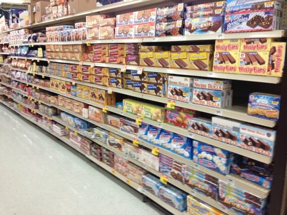 DavidHeusi's tweet image. When ur not trying to gain weight and u go grocery shopping and see this #hungerproblems