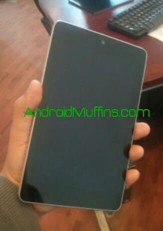 Androidifier's tweet image. Hey. say hi to #Nexus7 #Dualcore #CortexA9 #Android based #Asus machine. More pics coming soon @haroonaejaz @Android